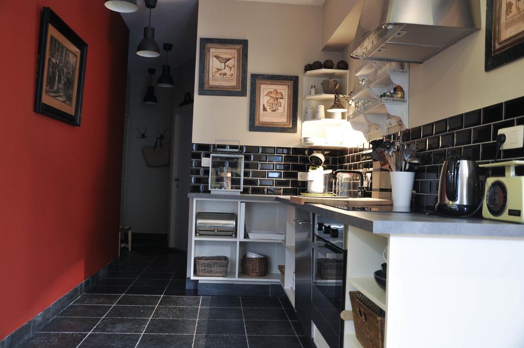 Maison D'Ide Bouillon Ruang foto