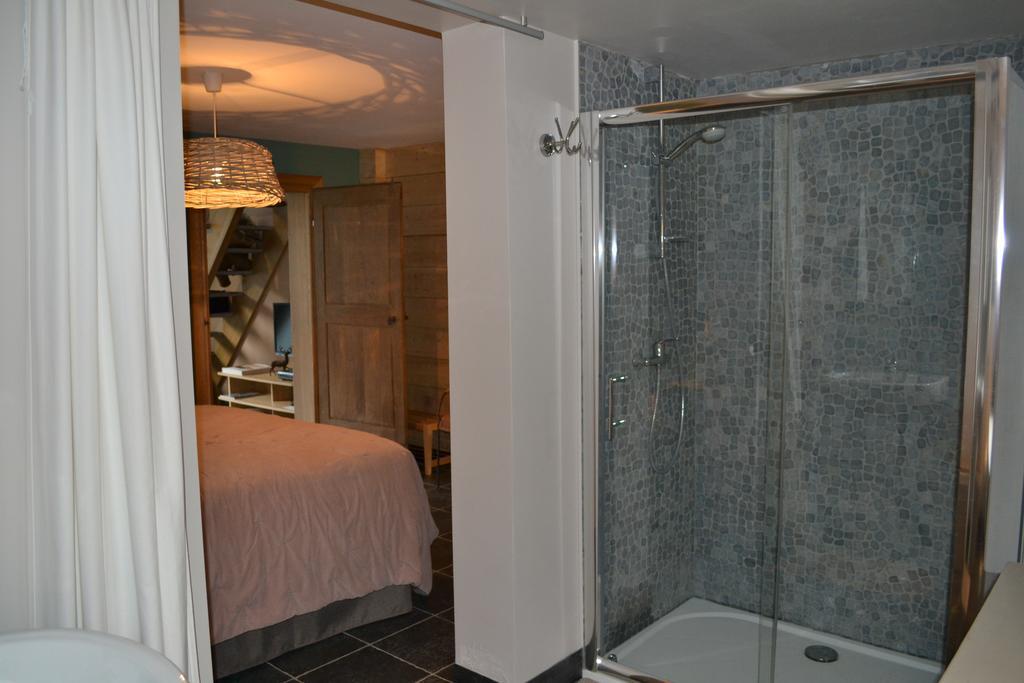Maison D'Ide Bouillon Ruang foto